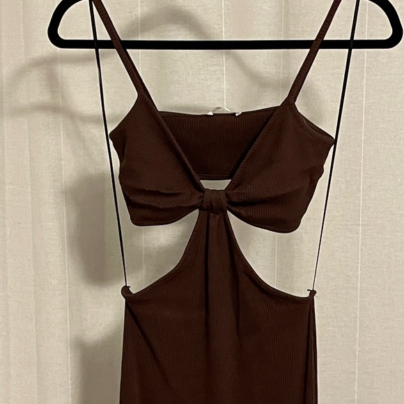 Shop Luna B dress - Picture 3 of 3